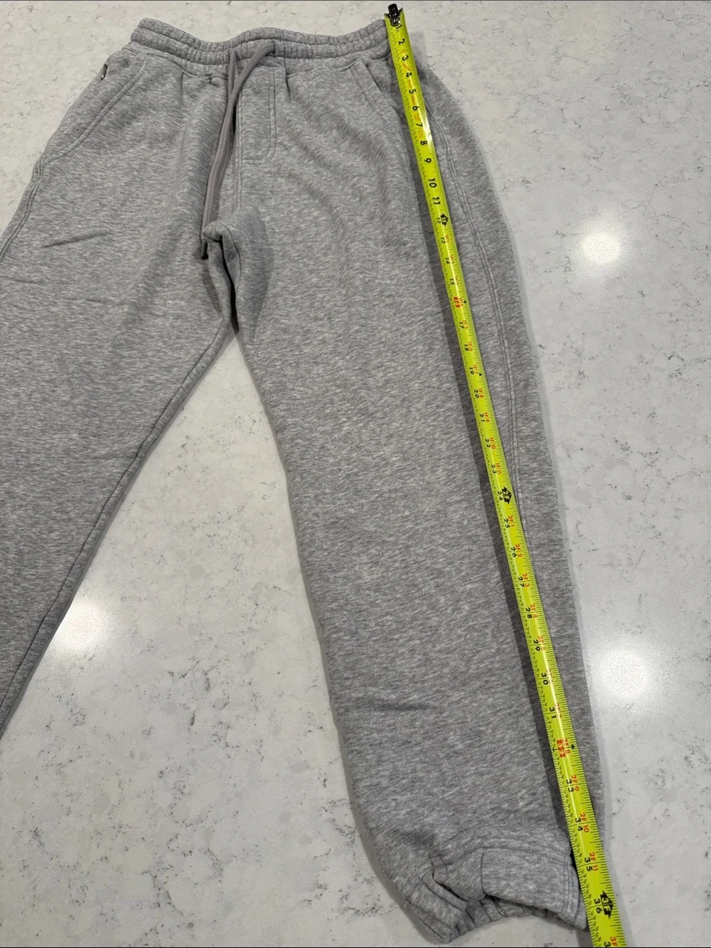 Hollister Men’s XS Classic Gray Jogger Cuffed Logo Pockets Elastic Drawstring